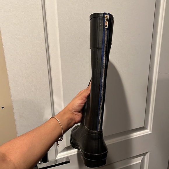 Tommy hilfiger winter/rain boots - Picture 3 of 8